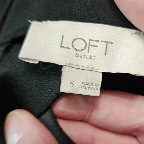 LOFT Outlet Black Short Sleeve Wide Leg Jumpsuit Size 6 Classic Career Preppy - Picture 6 of 9